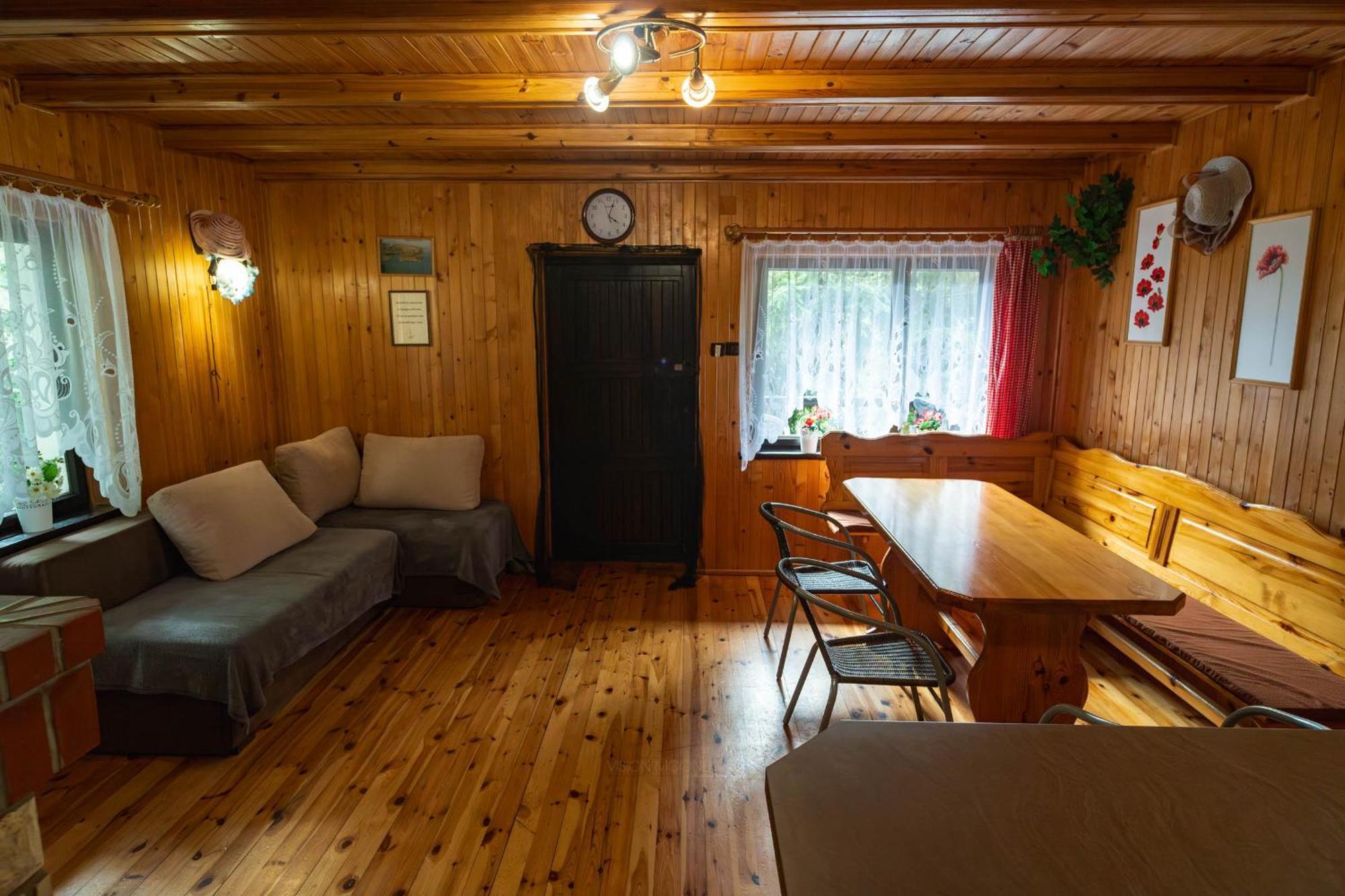 Domek Nad Jeziorem Kretowiny Buitenkant foto